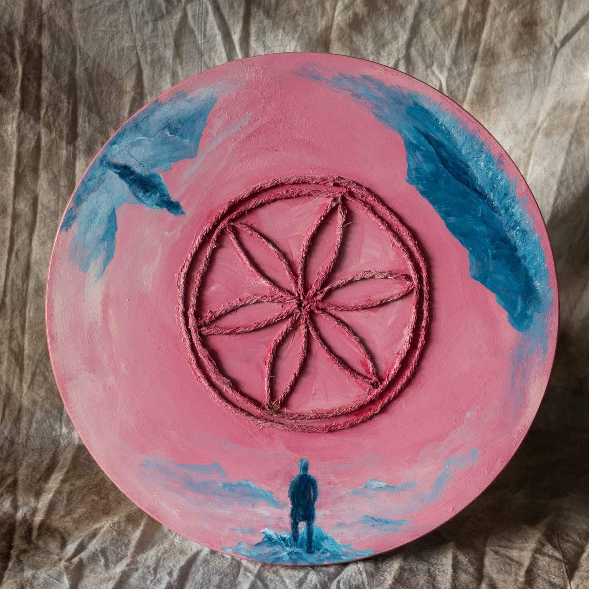 Wędrowiec - Tatry - akryl i sznurek na desce o średnicy 30cm